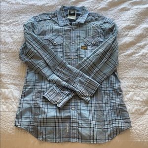 Men’s Lightweight Button Down